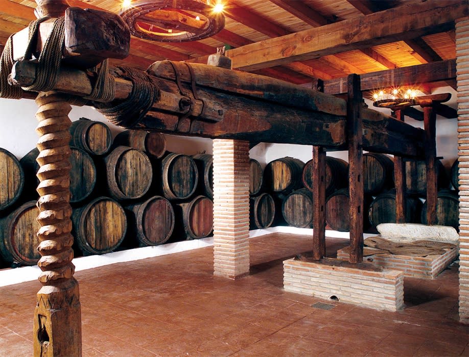 Bodegas A. Muñoz Cabrera